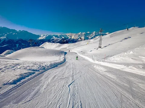 La Tzoumaz Transfers