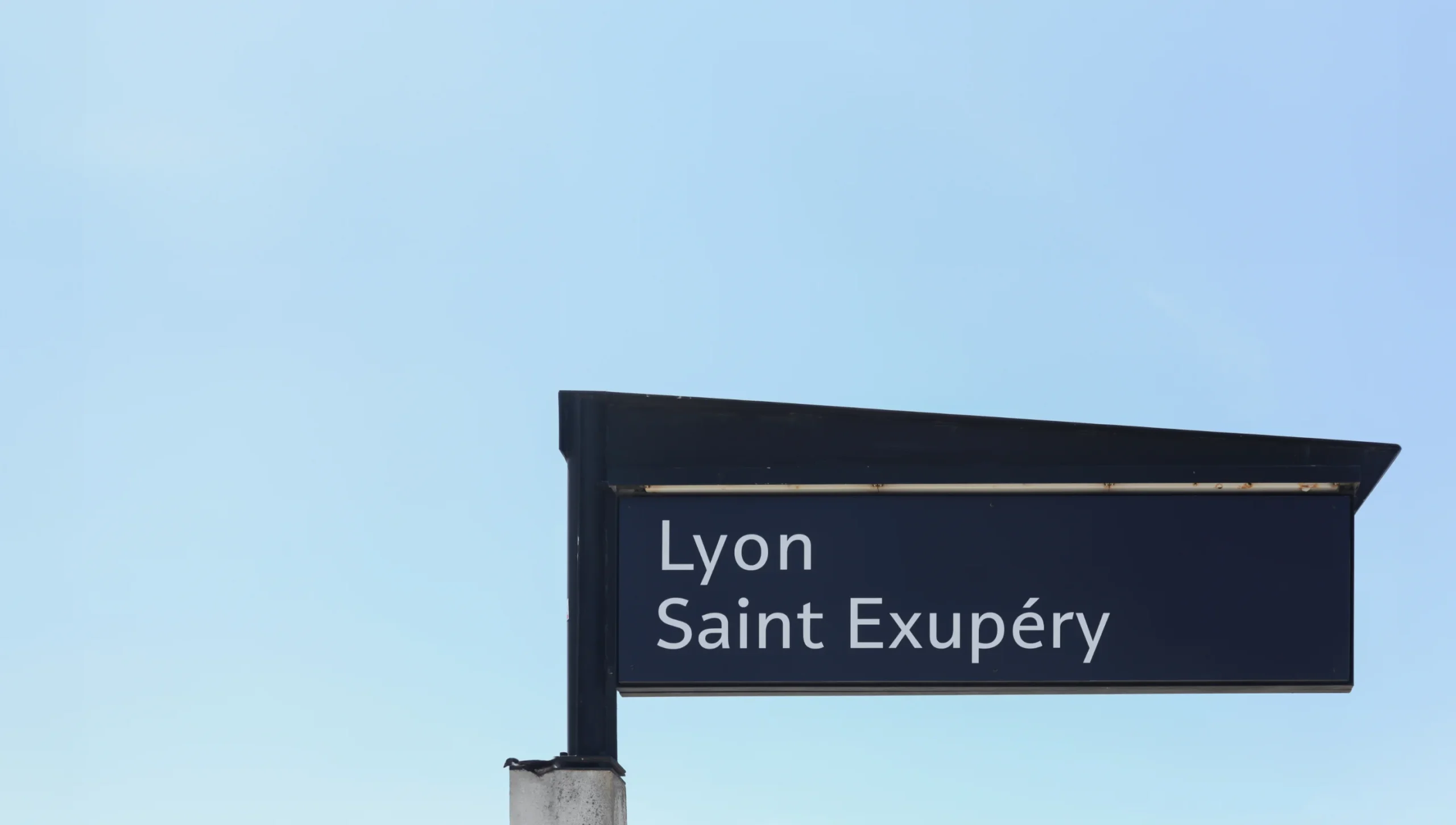 Lyon Airport Transfers